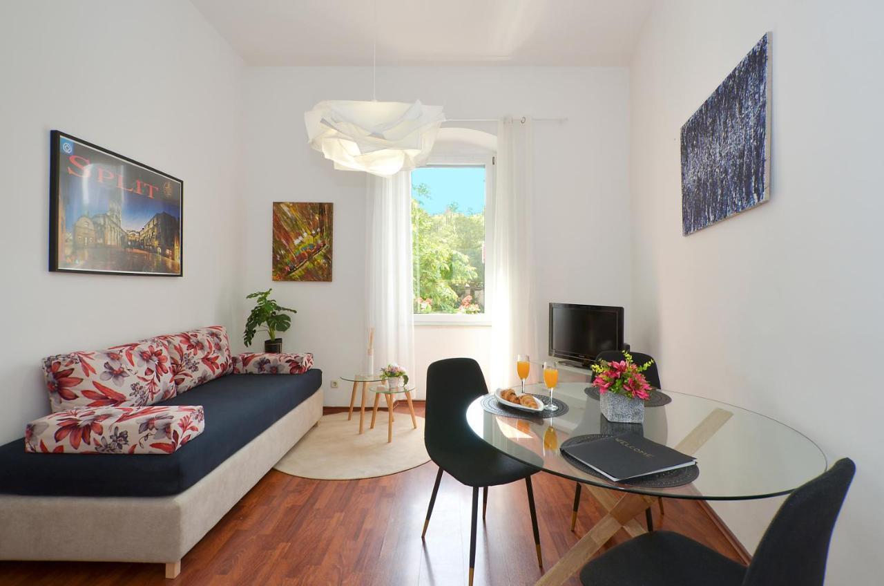 Cozy Central Apartment 3 Guests Сплит Екстериор снимка